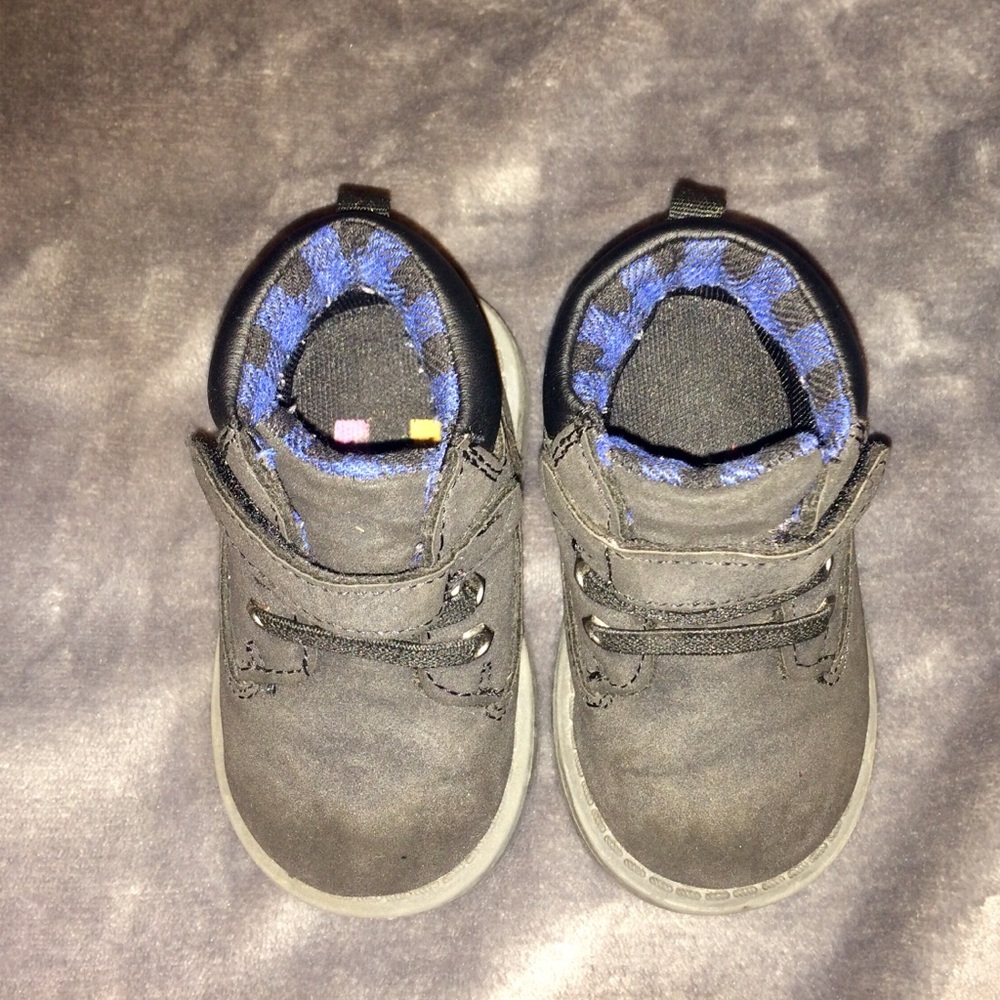 Toddler boots size 5